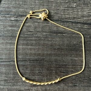 David yurman 18 K gold matching necklace and bracelet selling together